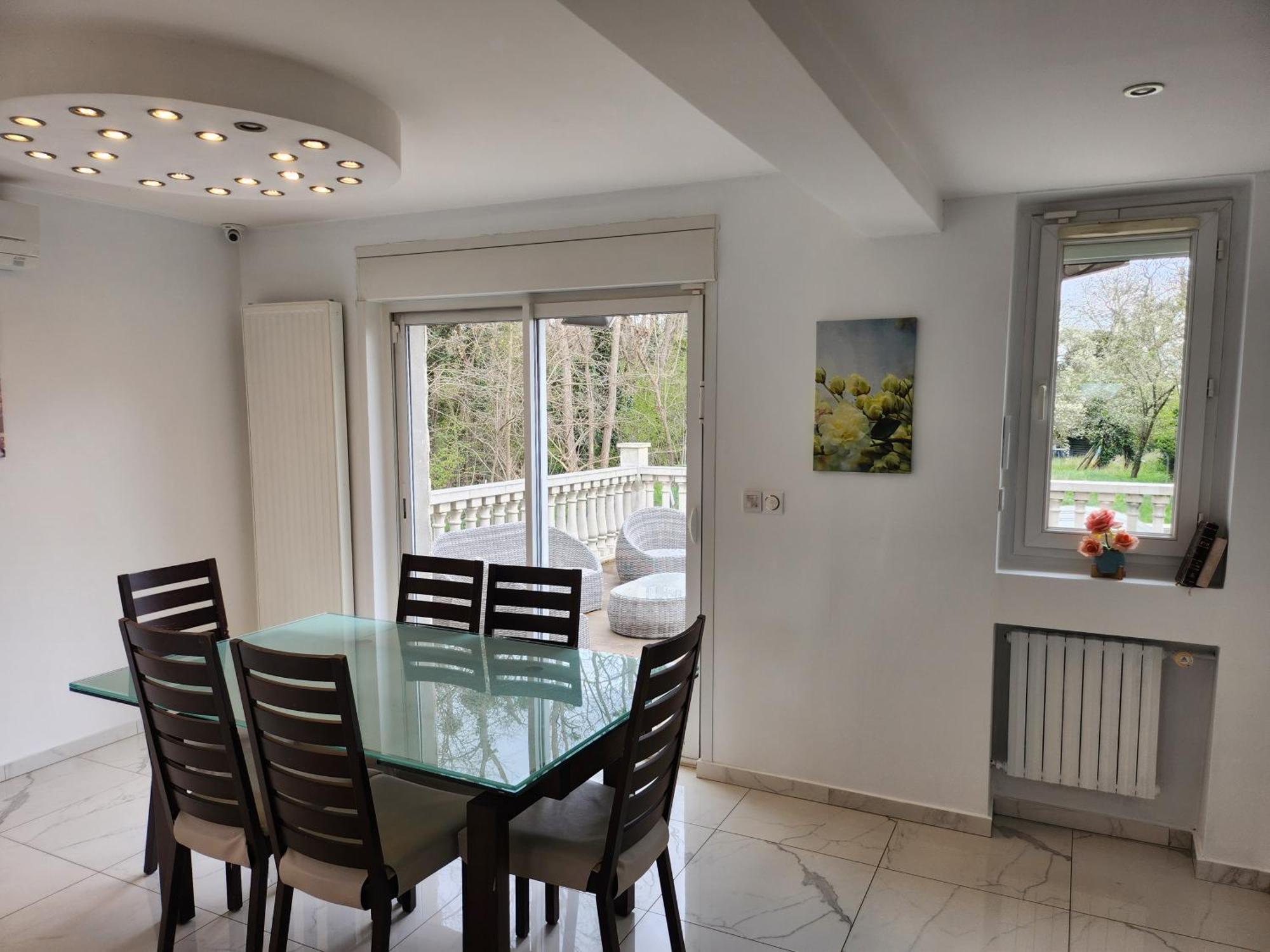 Villa Massenet Sarcelles Εξωτερικό φωτογραφία